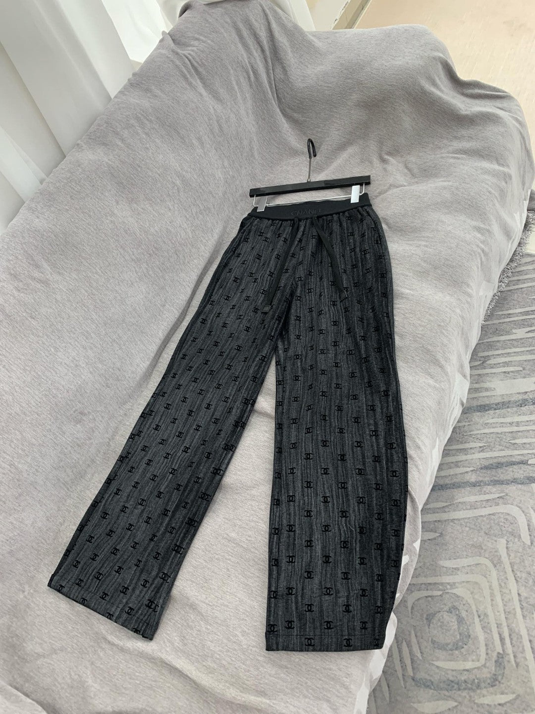 Pantalon décontracté en polaire avec cordon de serrage