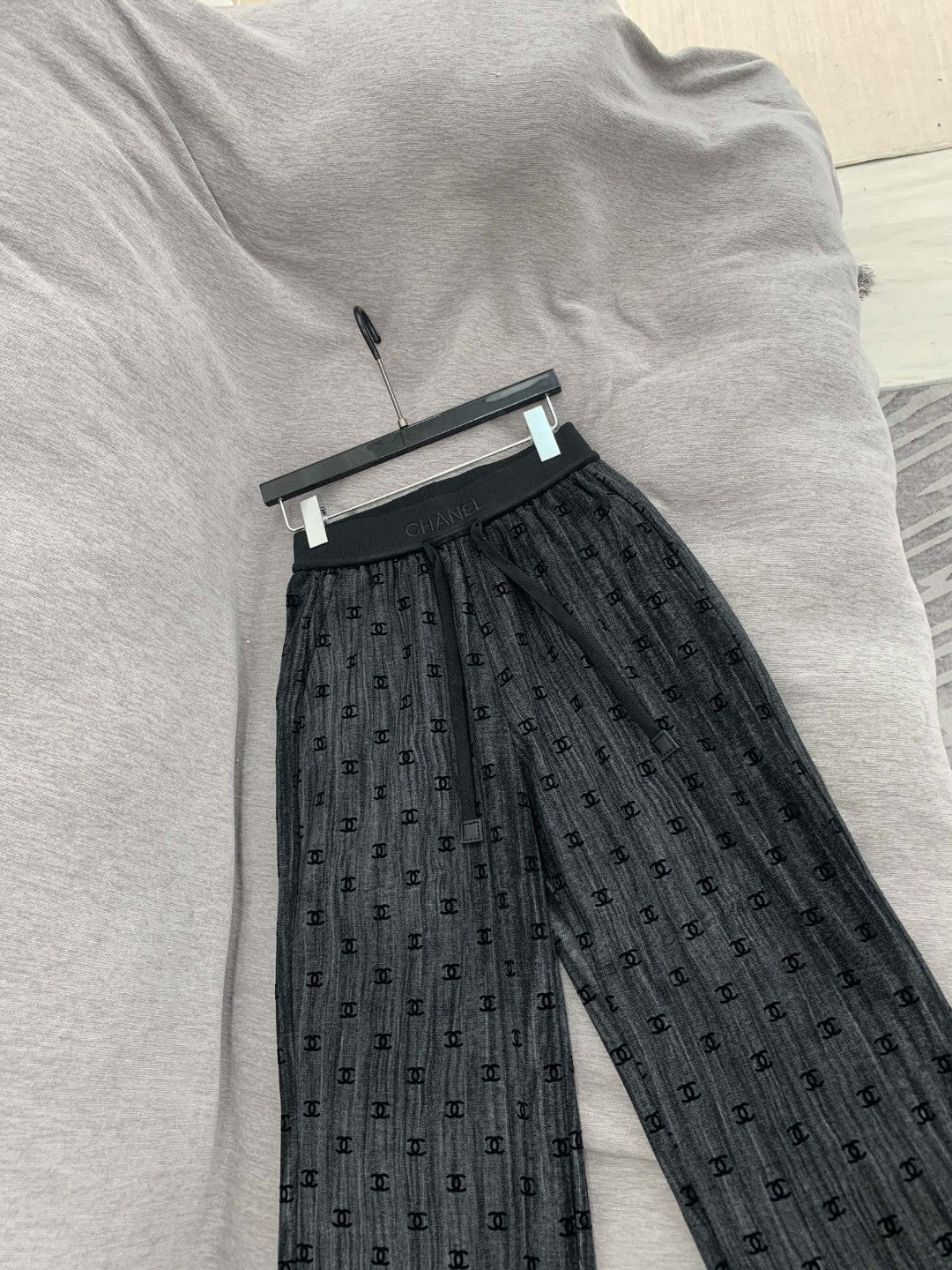 Pantalon décontracté en polaire avec cordon de serrage