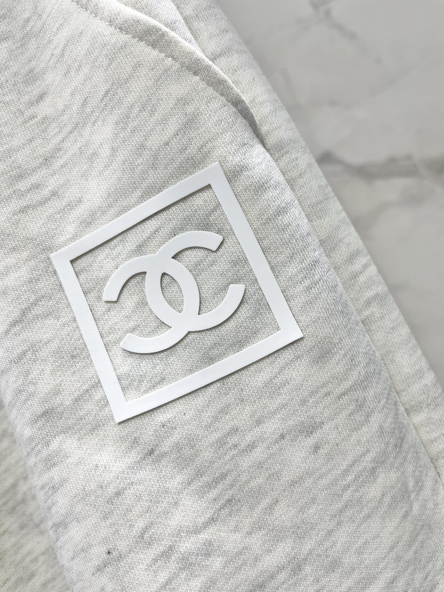 Pantalon de survêtement en peluche à taille serrée et jambe droite