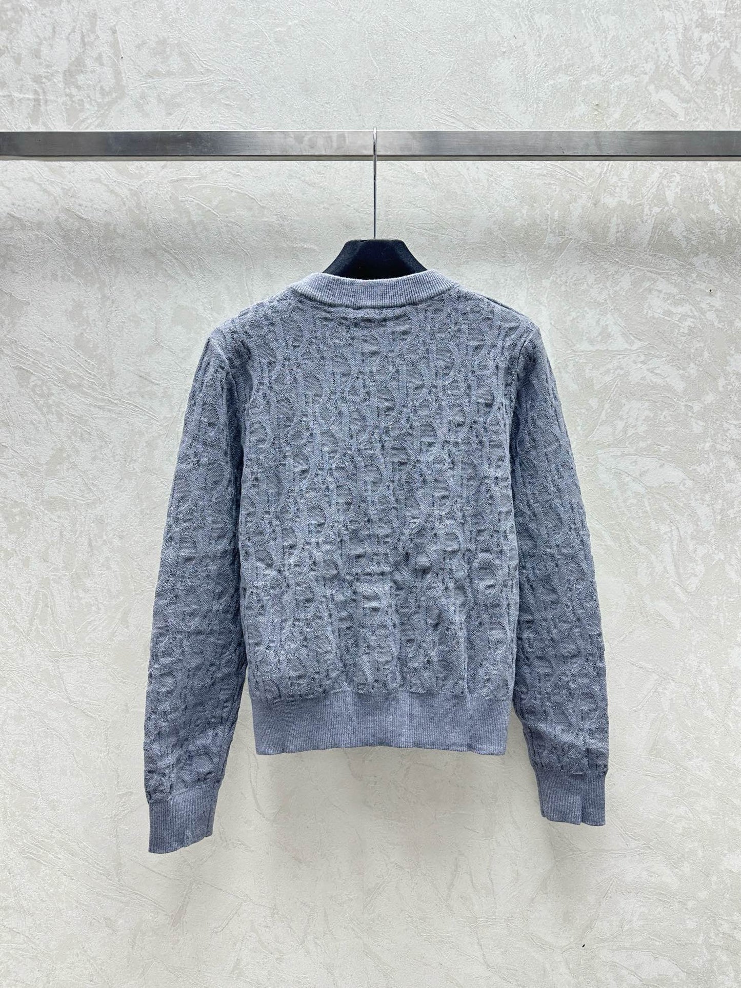 Veste cardigan à col en V en tricot jacquard foncé