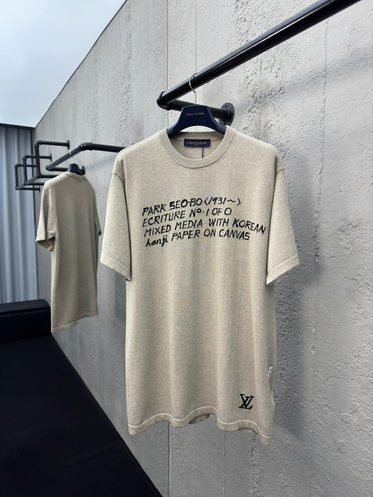 Kurze Ärmel mit gestricktem Buchstaben-Signatur