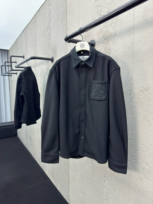 Veste chemise à boutons brodés