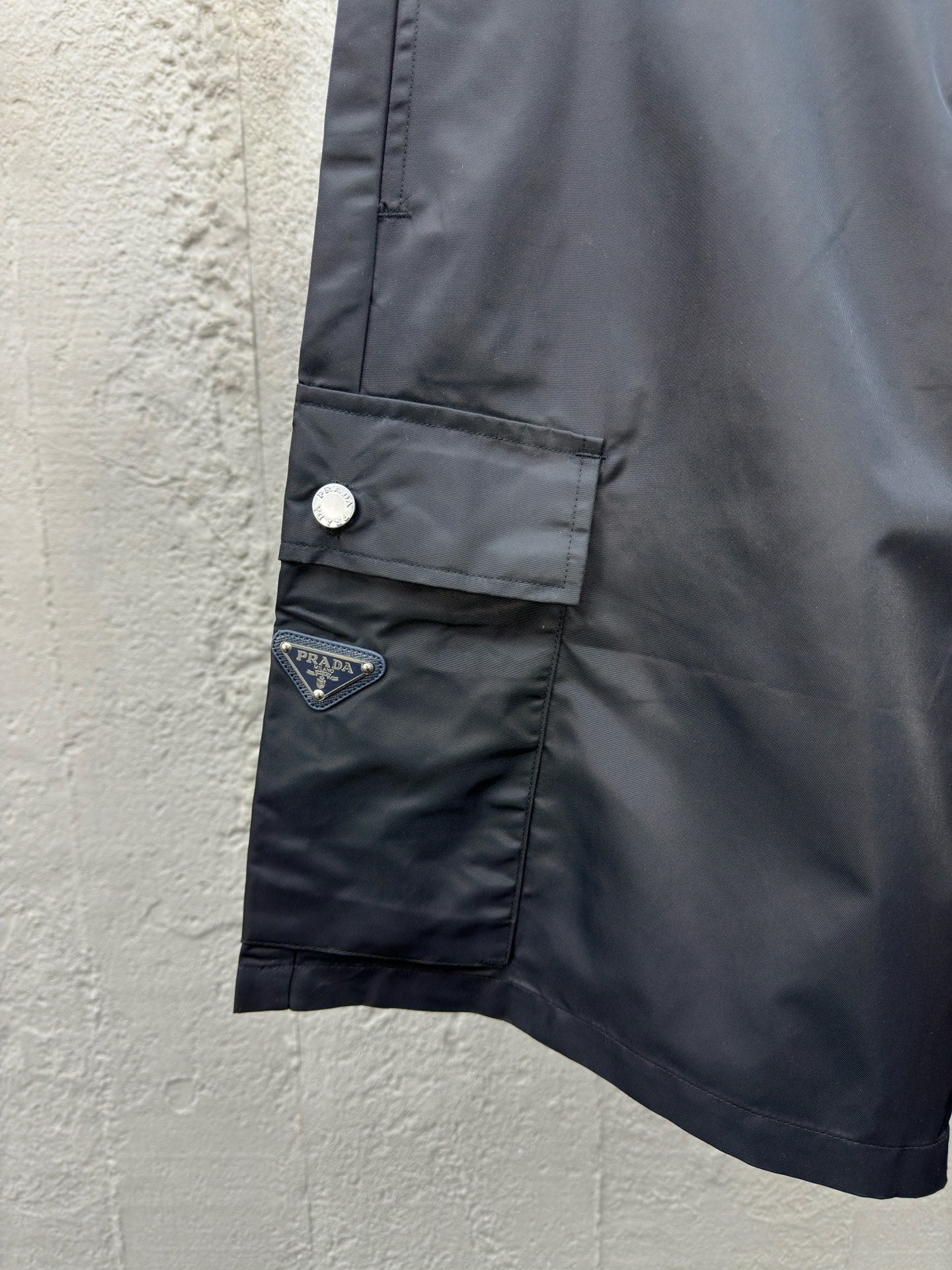 Shorts aus recyceltem Nylon