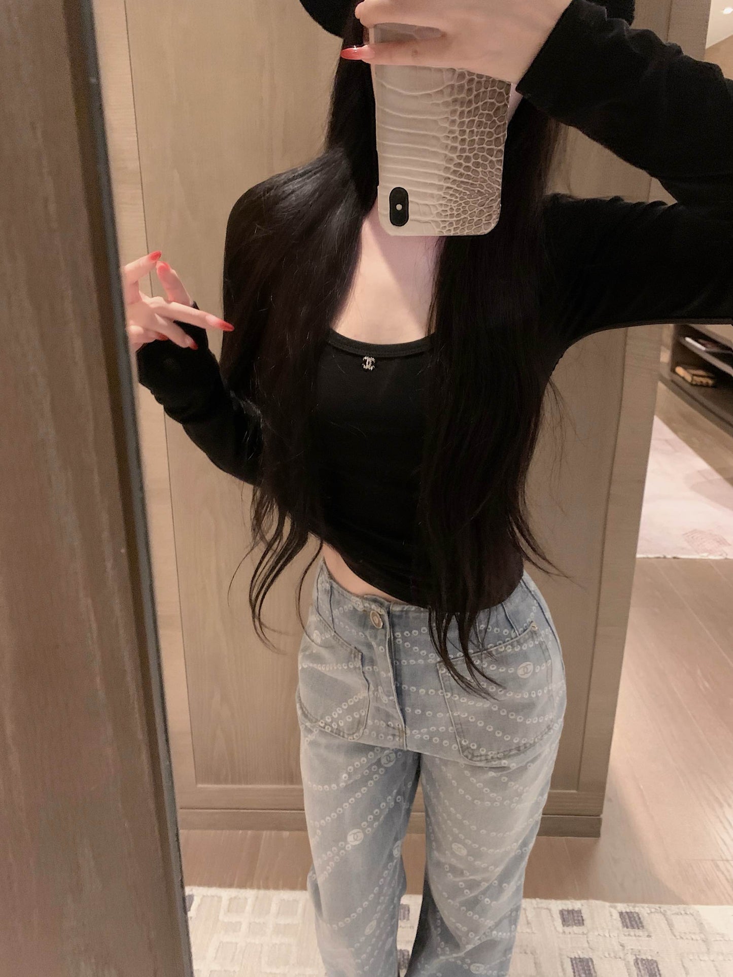 Haut en dentelle hydrosoluble