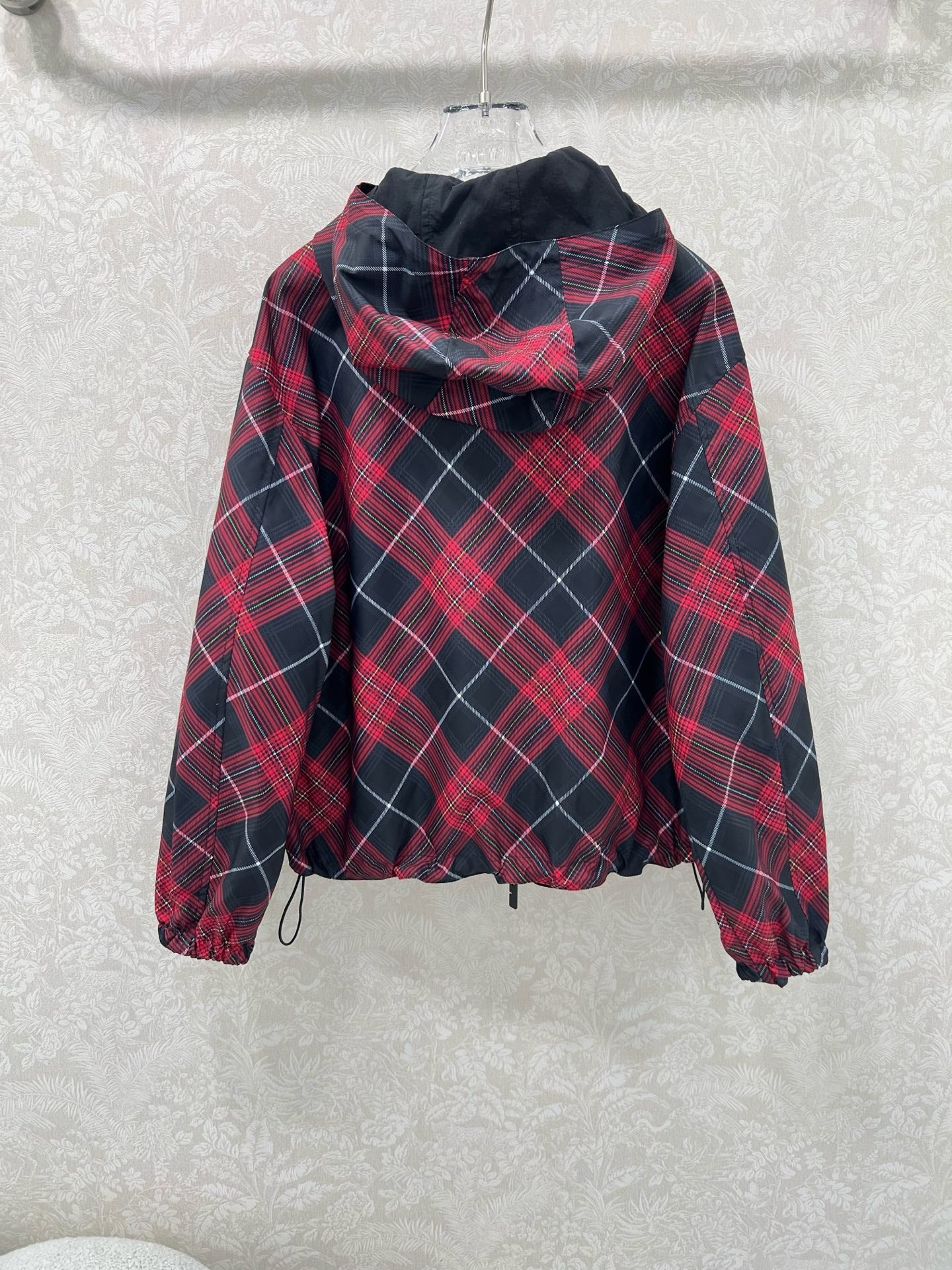 Veste réversible en laine jacquard à capuche et fermeture éclair