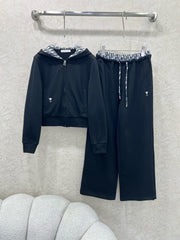 Hooded zipper jacket + wide-leg trousers combination