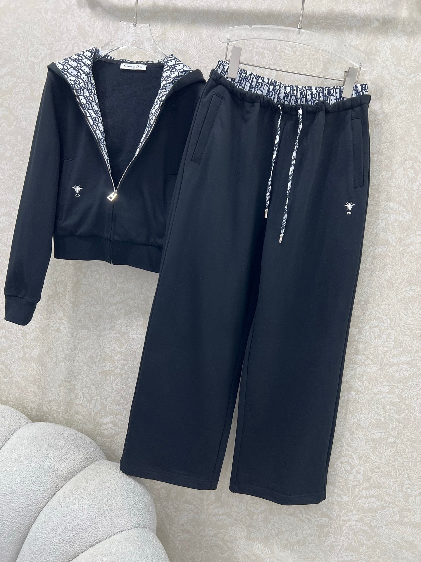 Set aus gewebter Jacke und Rock mit Karomuster