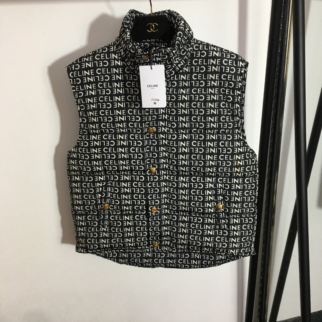 All-over letter print stand-up collar sleeveless vest