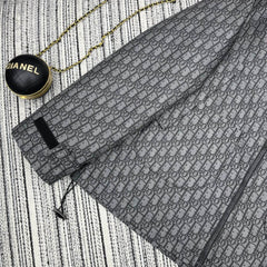 Hooded windbreaker jacket