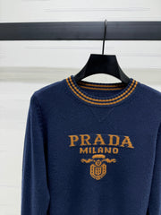 Contrast color crew neck knitted long sleeves