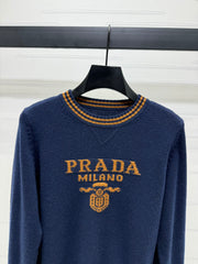 Contrast color crew neck knitted long sleeves