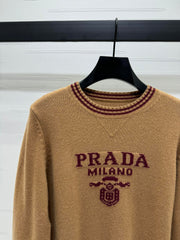 Contrast color crew neck knitted long sleeves