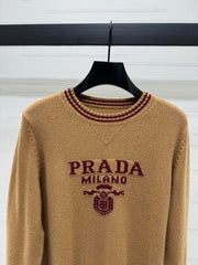Contrast color crew neck knitted long sleeves