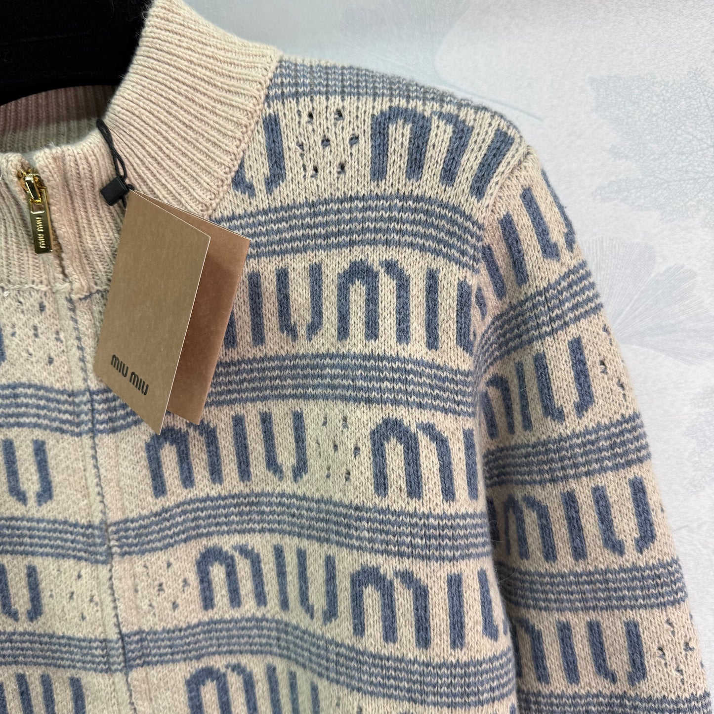 New autumn and winter knitted stand collar cardigan