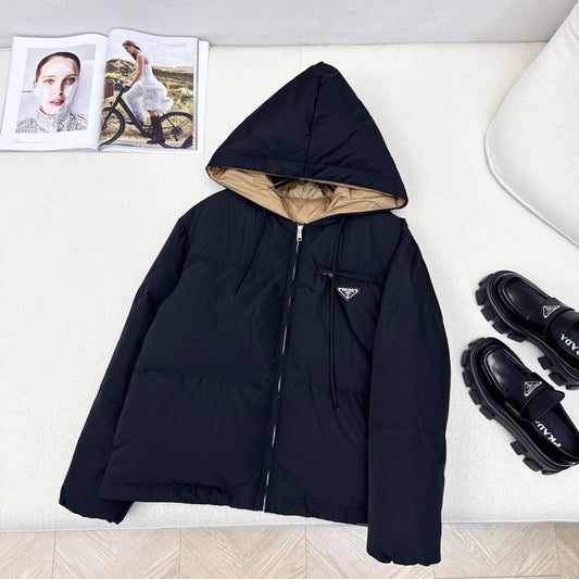 Hooded down jacket with triangle logo