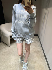 Lettering embroidered crew neck sweatshirt