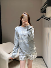 Lettering embroidered crew neck sweatshirt
