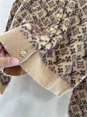 crew neck jacquard knit cardigan