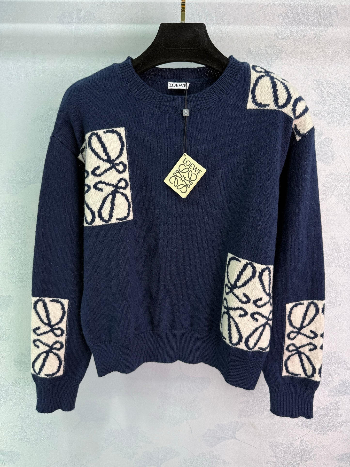 New early autumn knitted tops