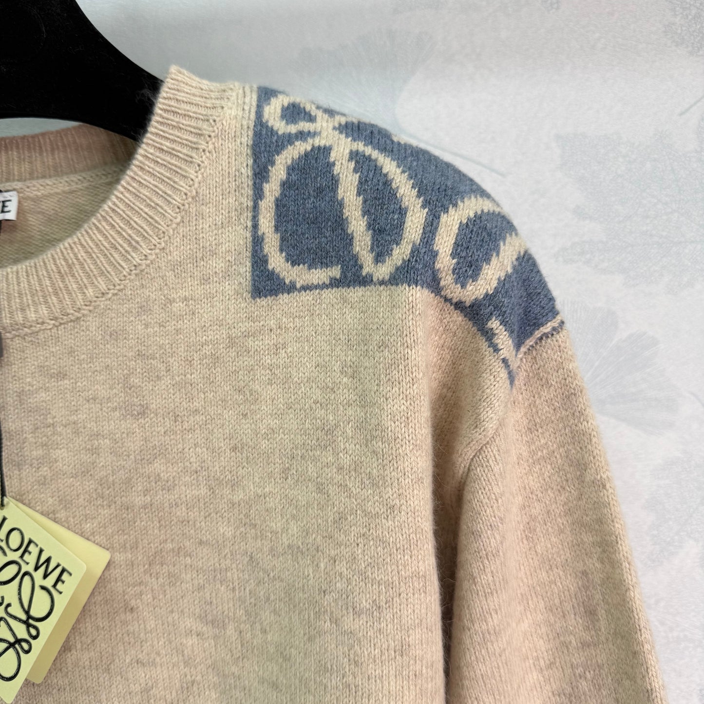 New early autumn knitted tops