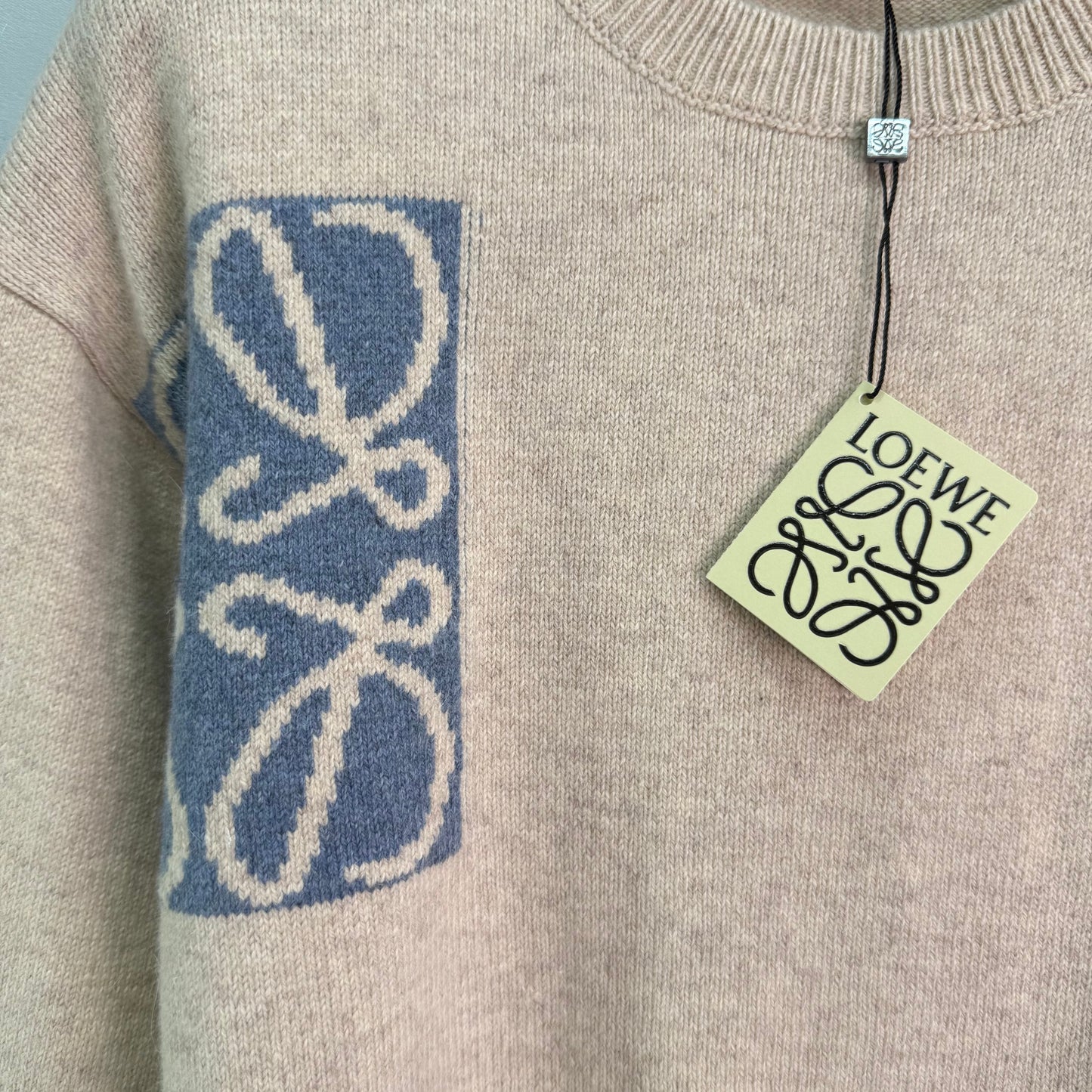 New early autumn knitted tops