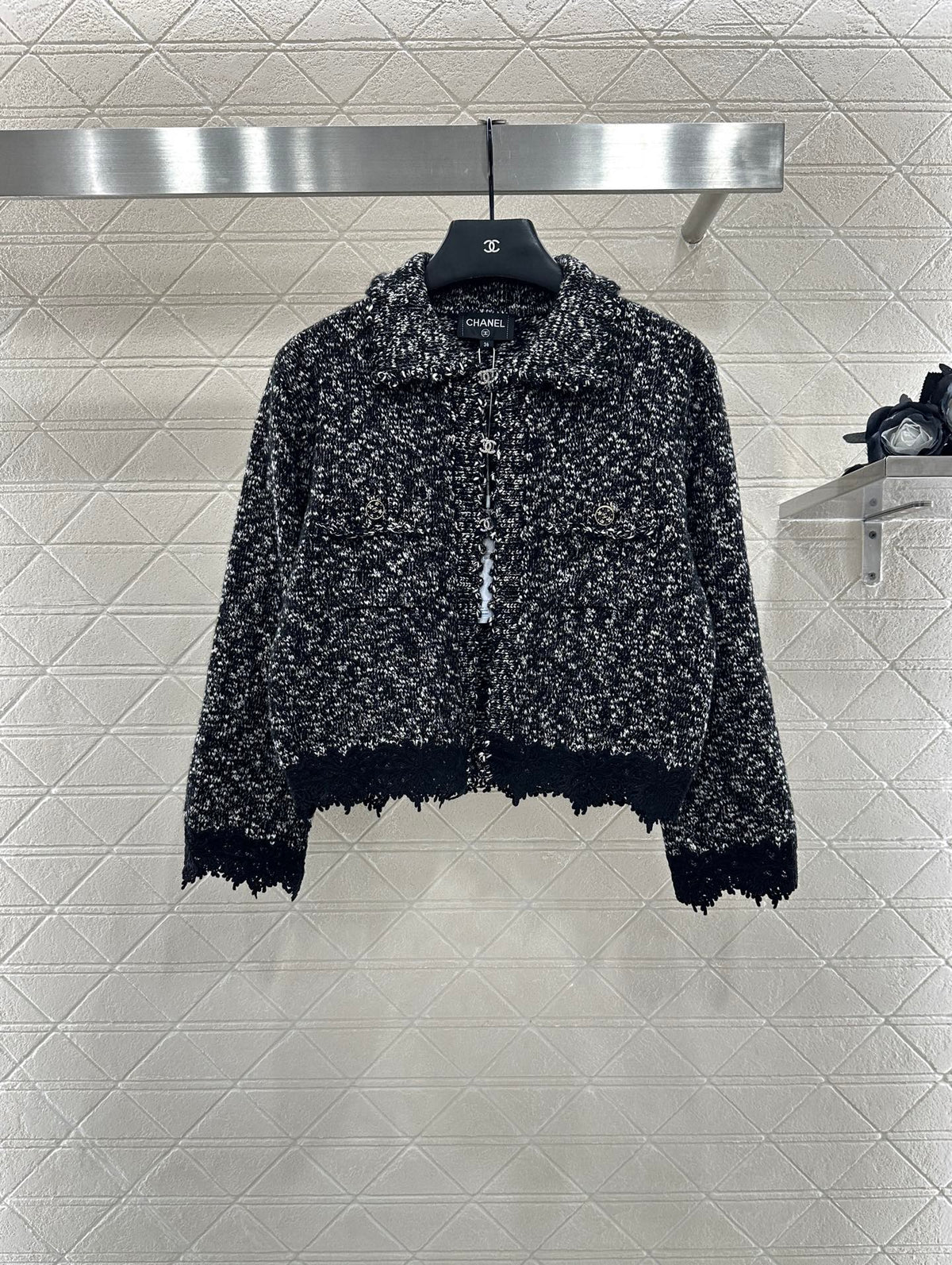 Embroidered lace knitted cardigan