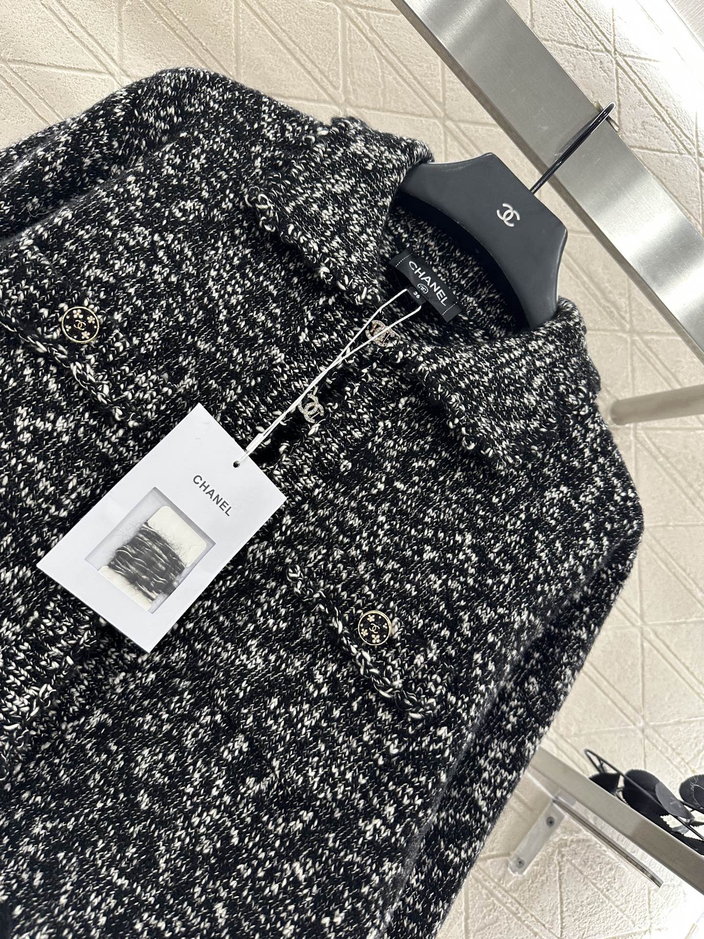 Cardigan en cachemire avec bouton cartable