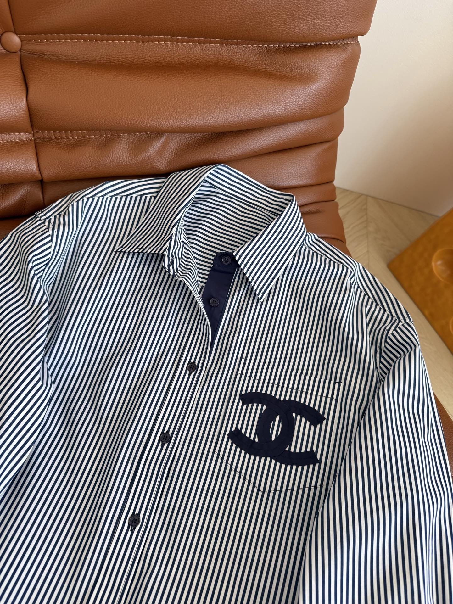 Bedrucktes Slim-Fit-Stretch-Hemd mit Streifen