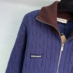 Contrast lapel design