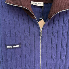 Contrast lapel design