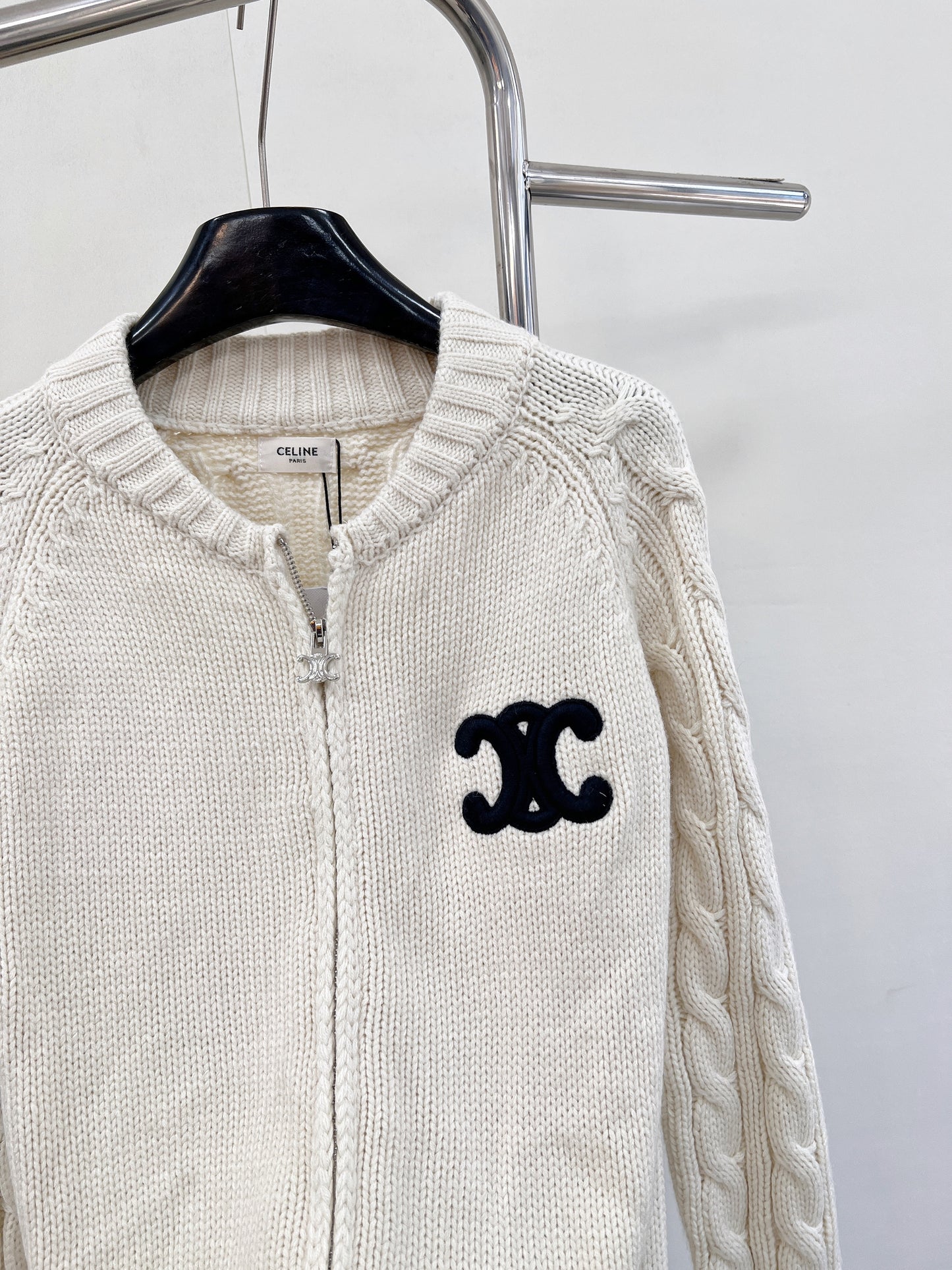 Cardigan en cachemire avec bouton cartable