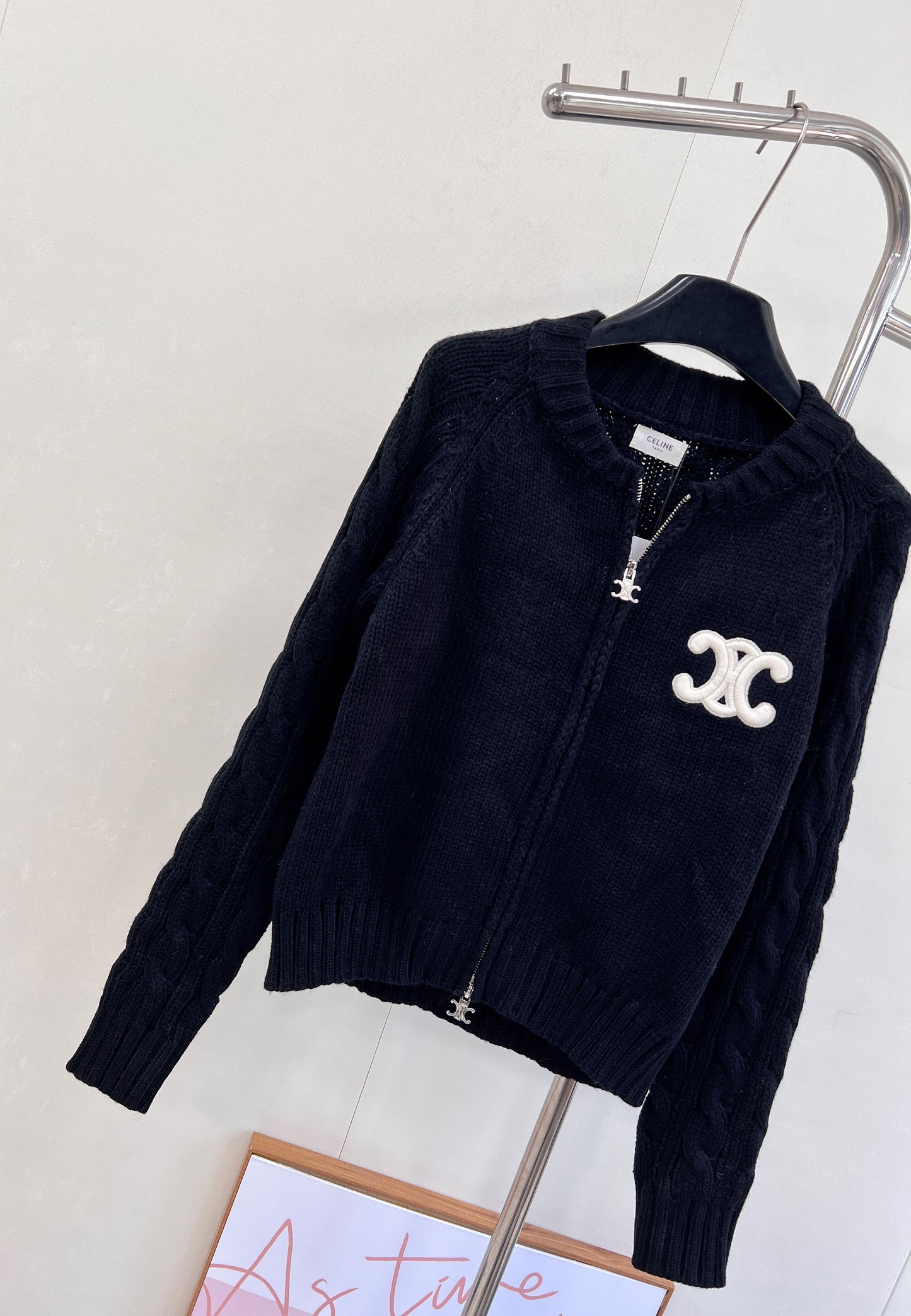 Cardigan en cachemire avec bouton cartable