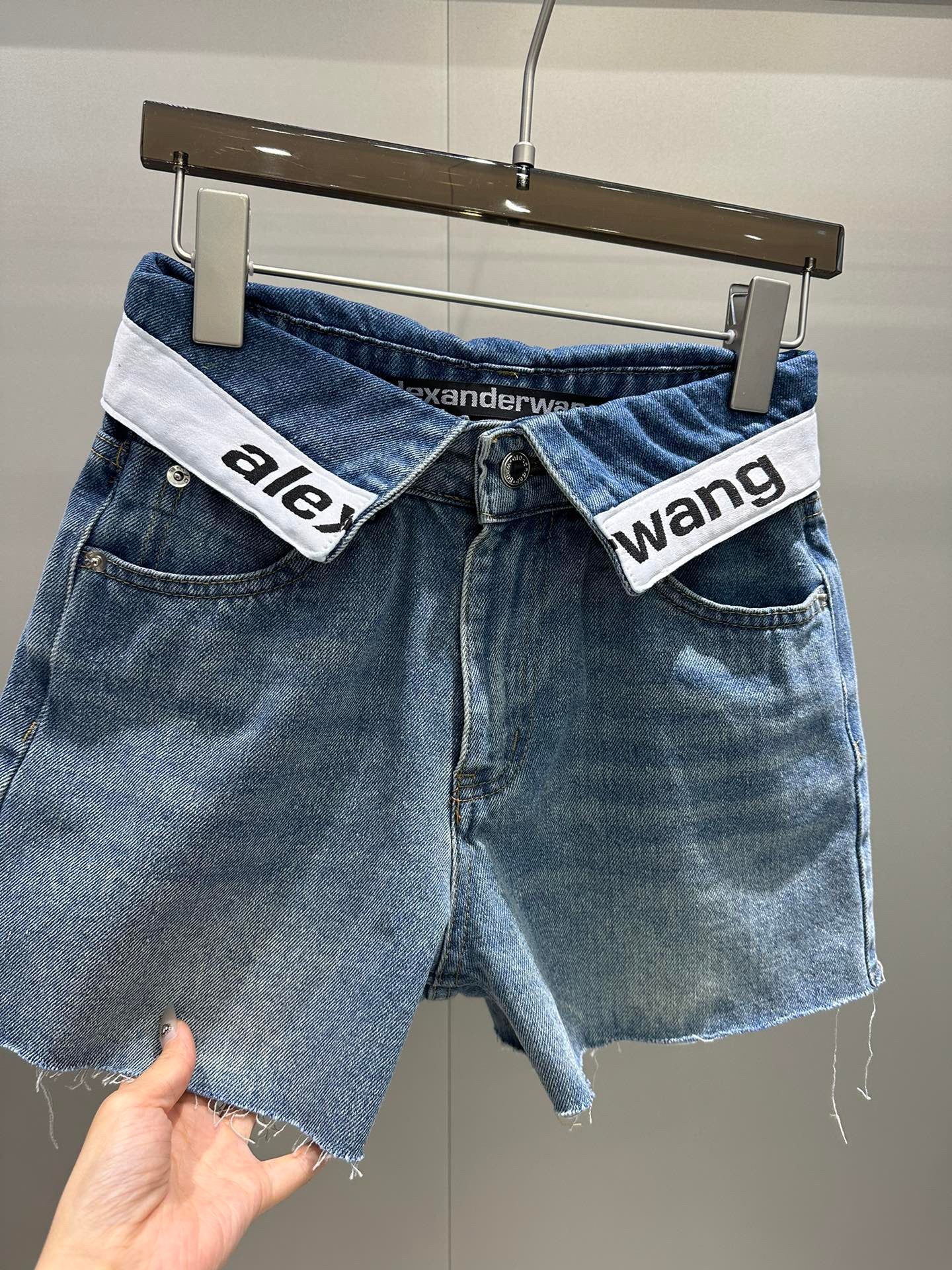 Heiß verkaufte Jeansshorts