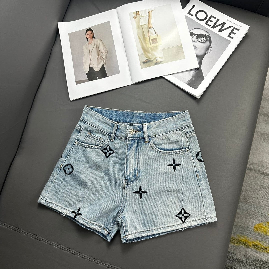 Neue bedruckte, bestickte Jeansshorts