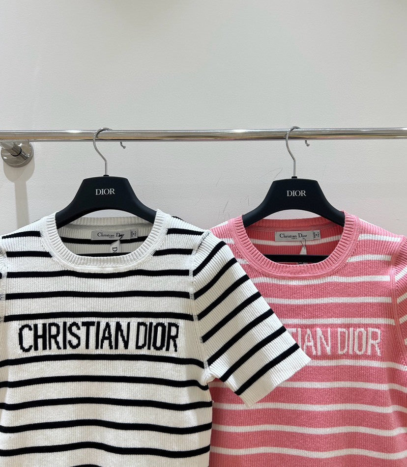 Monochrome Stripe Knit Top with Bold Text Embellishment