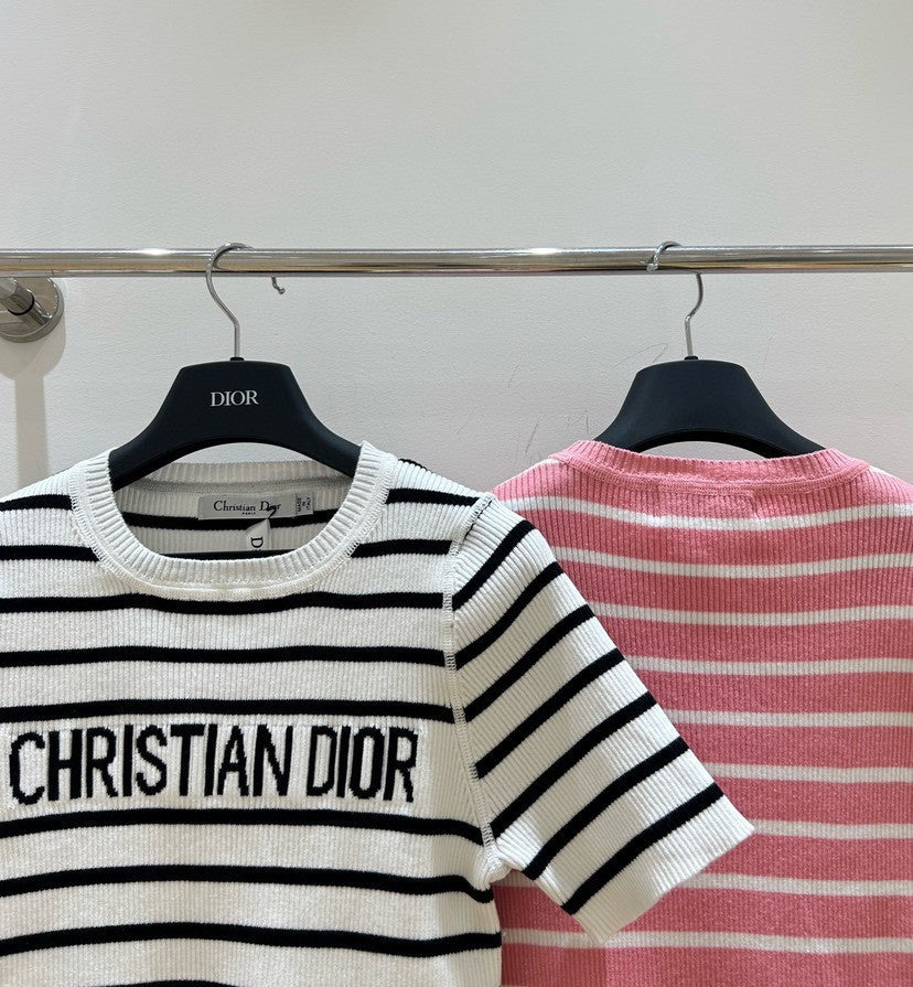 Monochrome Stripe Knit Top with Bold Text Embellishment