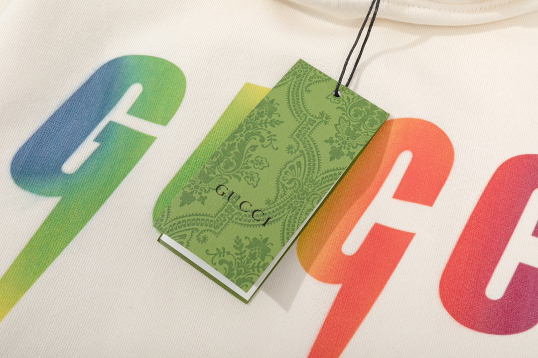 Sweat-shirt à lettres colorées avec bordure éclair