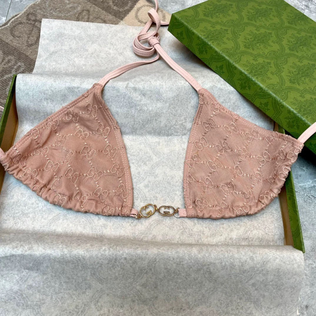 Sexy Badeanzug mit Schlitz aus Netzstoff