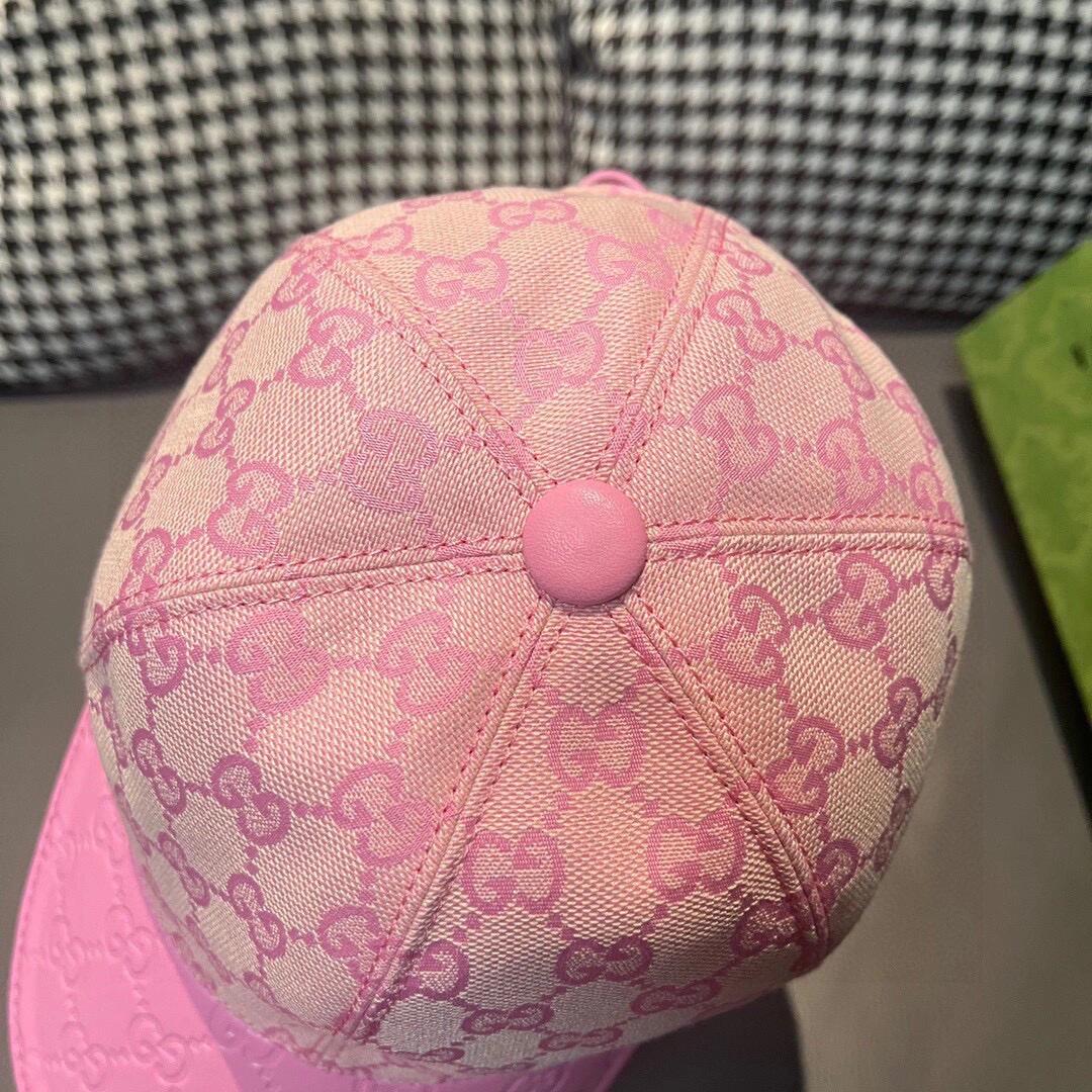 Casquette à visière entièrement marquée