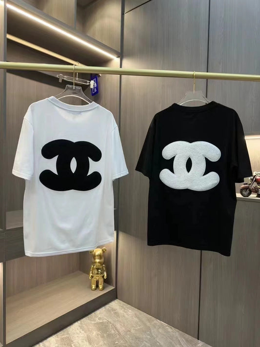 Manches courtes avec grand logo