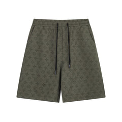 Dunkle, geblümte Strickshorts