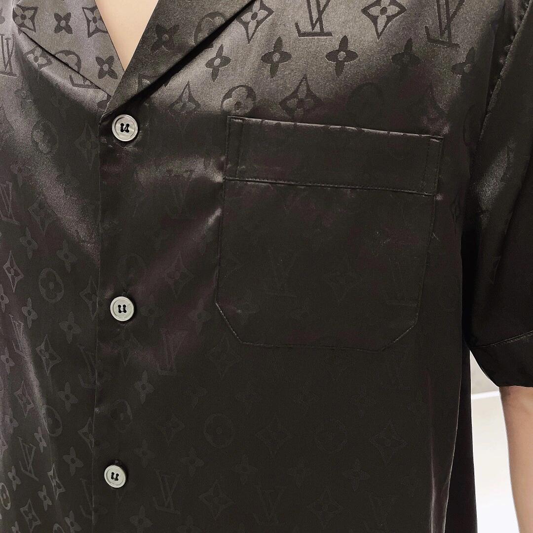 Huit styles populaires de vêtements décontractés en soie 