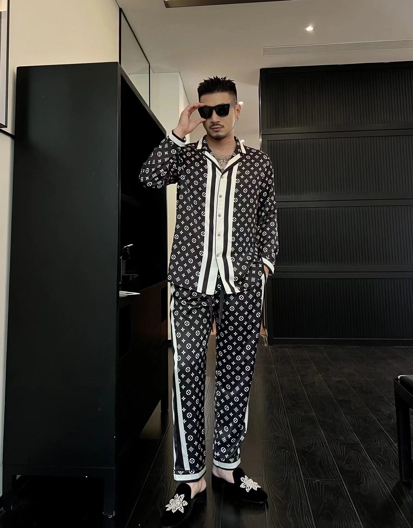 Huit styles populaires de vêtements décontractés en soie 