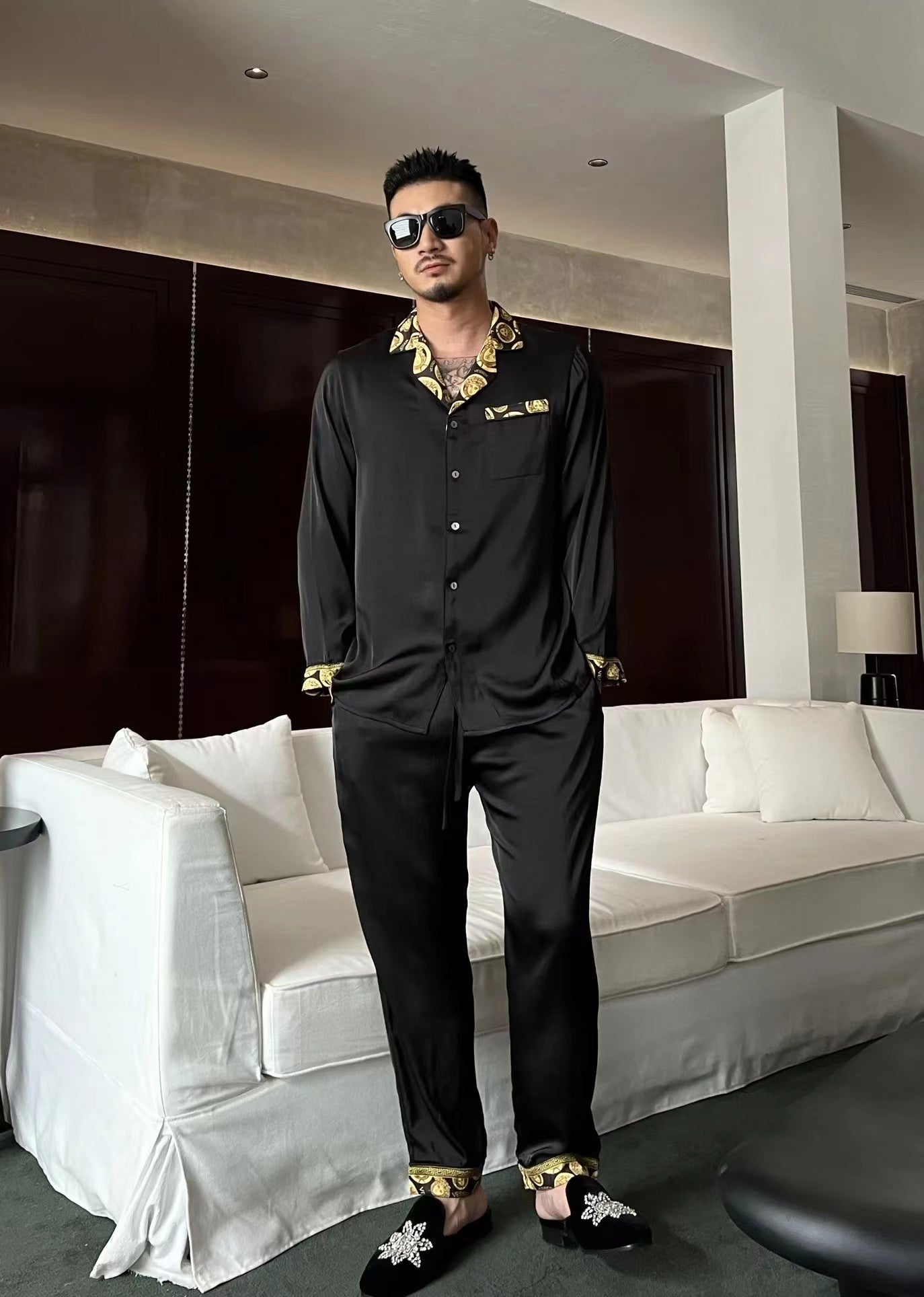 Huit styles populaires de vêtements décontractés en soie 