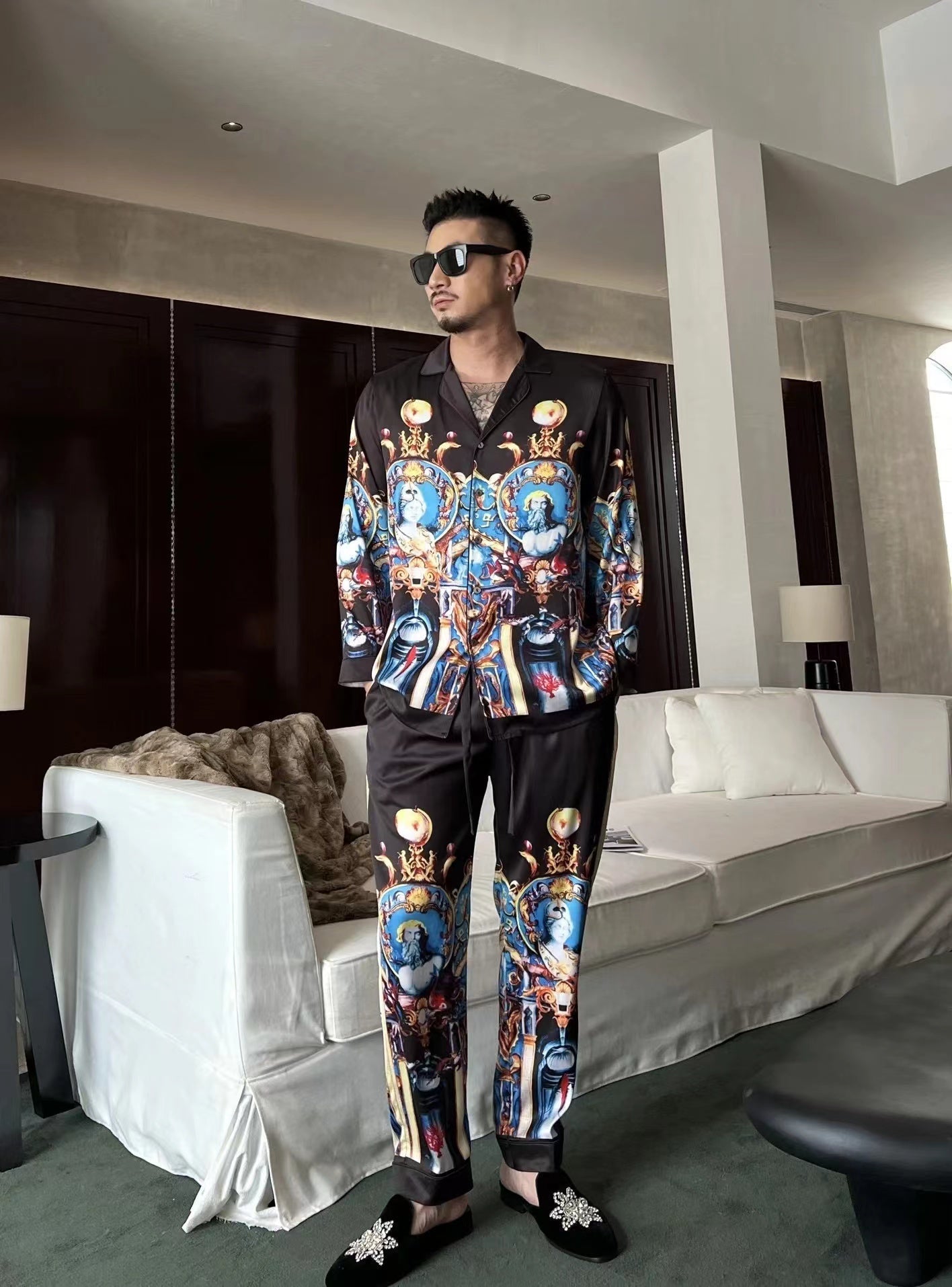 Huit styles populaires de vêtements décontractés en soie 