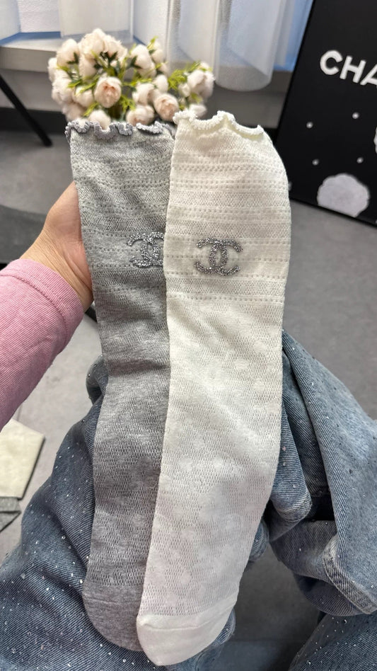 chaussettes en dentelle