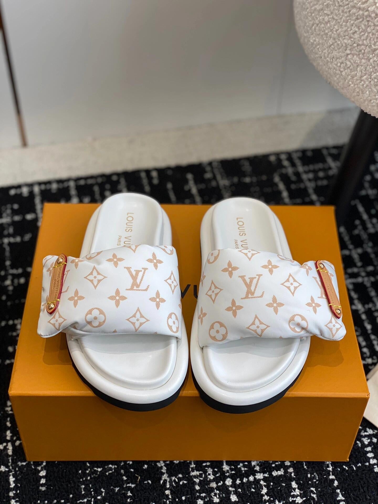 Hausschuhe im Brotstil