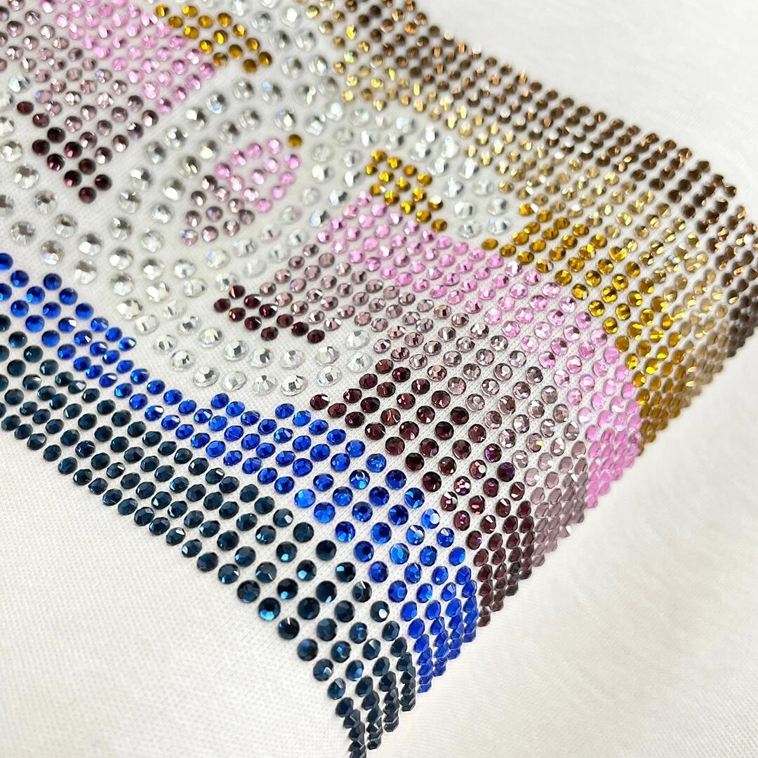 Regenbogen heiße Diamanten kurze Ärmel