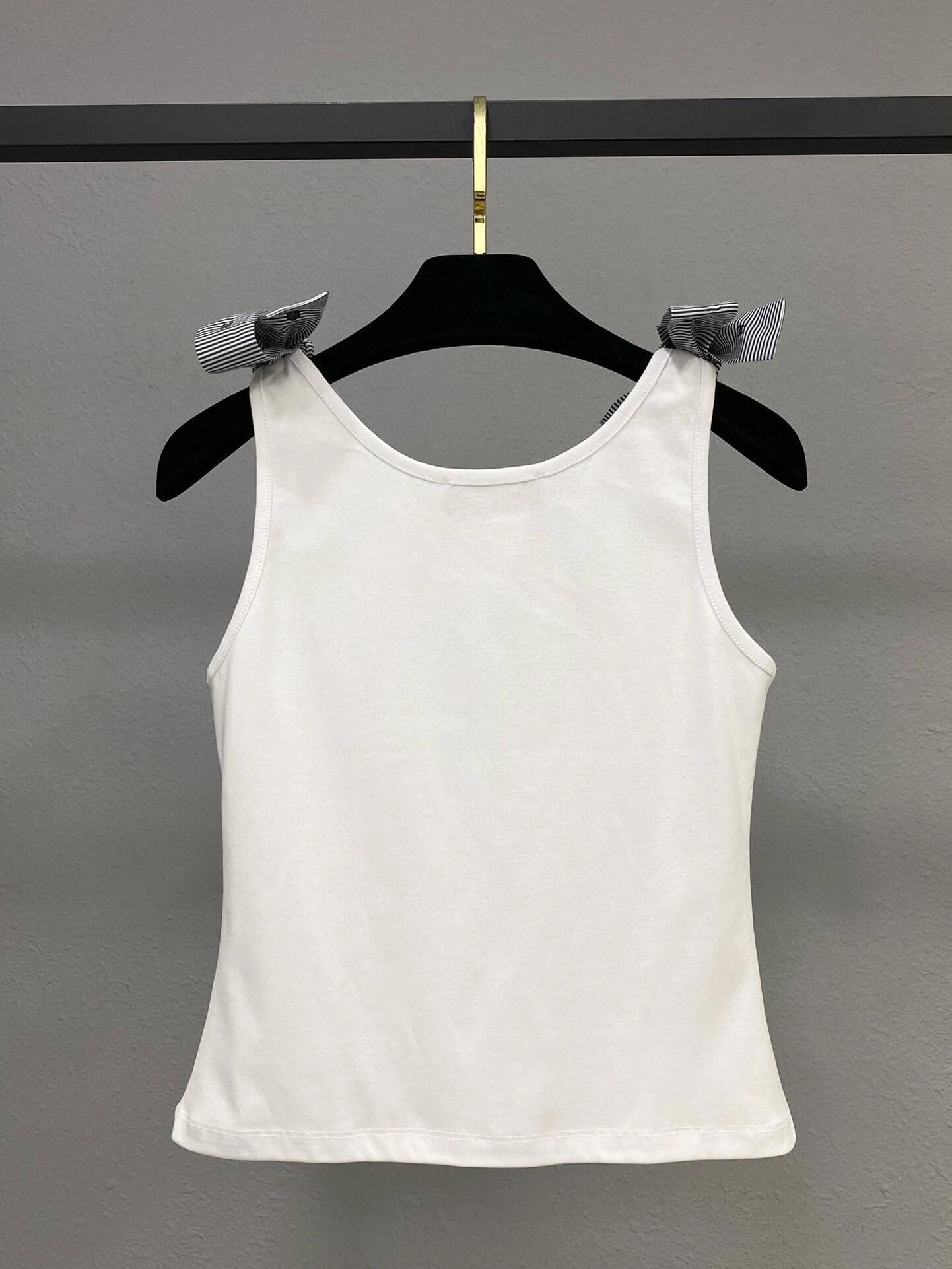 Gilet brodé de perles