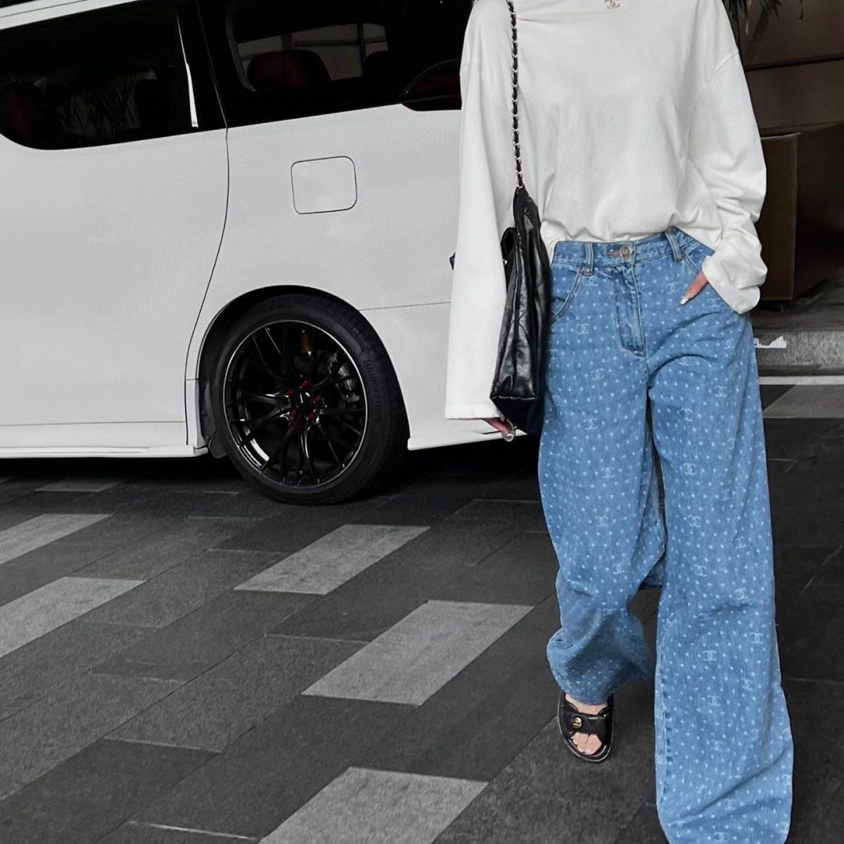 Jeans mit zwei Taschen im Allover-Print